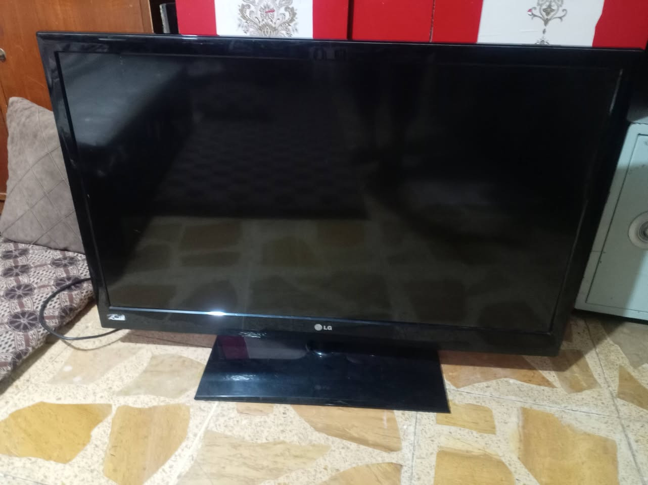 للبيع
شاشه LG 42 سمارت بدون نت
للاستفسار واتساب ***********
