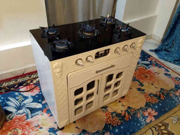 طباخ درجه اولى غاز + كهرباء العنوان بابل قضاء القاسم حي العسكري شارع سيد احمد ***********
