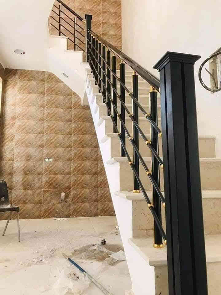 عرض حصري وجديد سعر المتر 40 الف 
📢📢عروض نار نزلنه الأسعار (كل الصور المرفقة هي من جزء من أعمالنا)

عالم الالمنيوم يقدم لكم مجموعة مميزه من أسعارنا :

✅كل ما هو جديد بعالم الالمنيوم وبأسعار خياليه ومنافسه لباقي الشركات
 
✅سعر المتر 3 خطوط مع هديه خرزه 40 الف .. تركي المنشأ 🇹🇷

✅سعر المتر 4 خطوط مع هديه خرزه 45  الف ..تركي المنشأ 🇹🇷

✅سعر المتر الجام 60  الف..تركي المنشأ 🇹🇷

✅سعر للدنكه الكرستال ب 120  الف..تركي المنشأ 🇹🇷 

✅سعر الدنكه الثانويه تنحسب متر 

 📍 موقعنا : -بابل-جودة المنشأ وجودة العمل شعارنا 💯
 للاستفسار مراسلة الصفحة حيدر المعموري  أو الاتصال على الرقم:

☎️***********،واتساب
