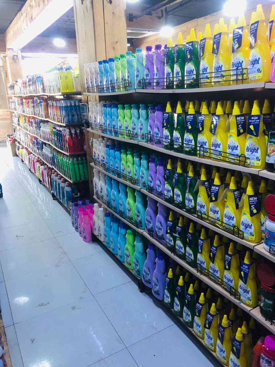 جانب من انتشار وتميّز منتج سلفر أبرايت في الأسواق، حيث يزداد الطلب عليه يوماً بعد يوم بفضل جودته العالية في تنظيف الملابس وإزالة أصعب البقع مع الحفاظ على نعومة الأقمشة ورائحة منعشة تدوم طويلاً.
ثقة الزبائن وانتشاره الواسع دليل على كفاءته ليكون الخيار الأمثل لكل بيت
لطلب المنتج 📞
*********** 
0770 766 6789
0750 755 7499
