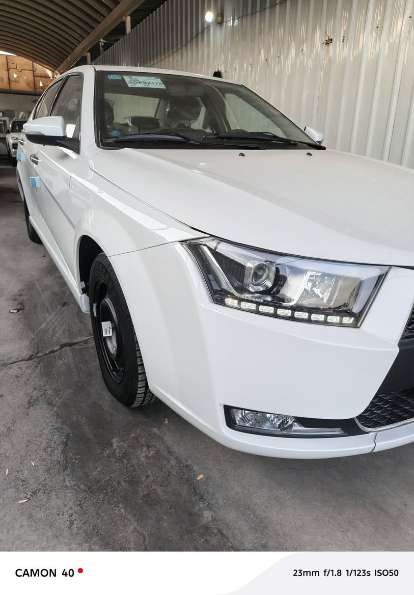 السلام عليكم للبيع سمند دنا 2025 زيرو صفر امرقم وامثبت لوحات وكامله باسمي تحويل مباشر سياره مكفوله فول موصفات غراضها كلها بعدها مامستخدمات الرقم *********** العنوان بغداد الشراي يتصل
