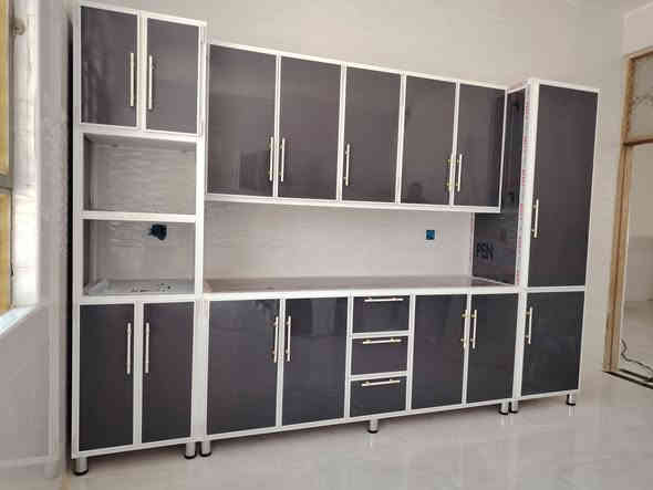 📣📣مفاجئه ساره من المعرض اللامي للمطابخ التركيه الحديثه📣📣
إذا تدور على مطبخ عملي، أنيق،  وسعره على قد اليد... وصلّت للمكان الصح ✅

✨ مطابخ HDf التركي 
✅ مقاومة للرطوبة والحرارة
✅ تفصيل حسب المساحة والطلب
✅ ألوان وتصاميم 
✅ عمر طويل وجودة عالية
✅️داخل الالمنيوم 

متوفر لدينا الاجهزه كهربائيه للمطبخ
💸 والأهم؟ أسعارنا مناسبة للجميع
من غير ما تضحي بالجودة – مطبخ العمر صار بمتناولك!

📍 
واسط _ الكوت_ قرب شارع القاضي _الطشاش
وشوف عينك الفرق
📲 راسلنا على الخاص واحصل على استشارة وتصميم مجاني
او على واتس اب :
*********** 
***********
