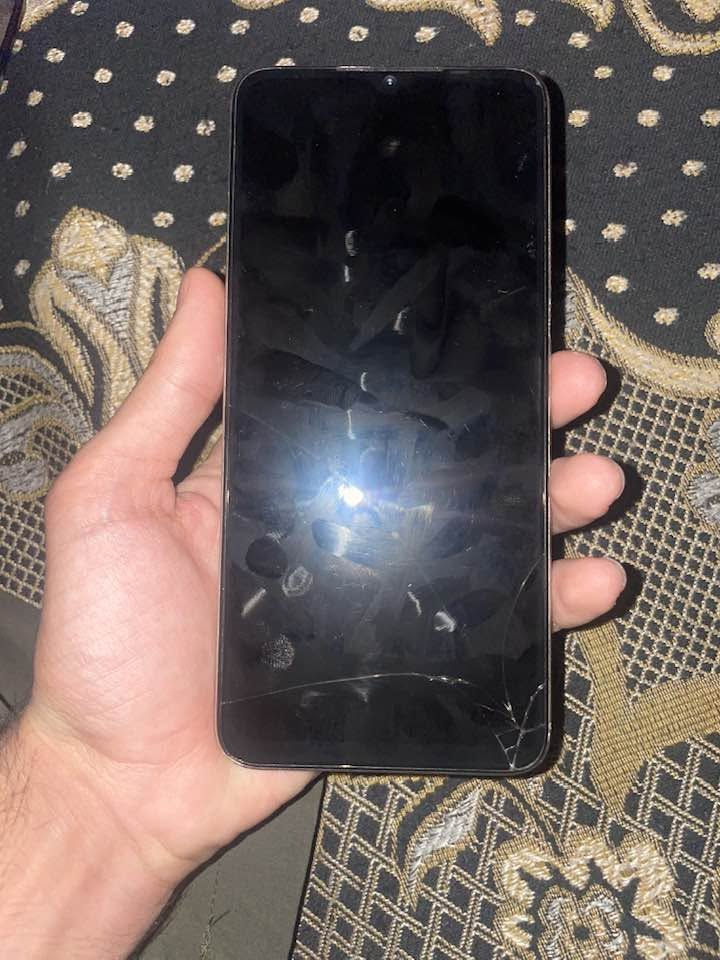 إنفنكس هوت 30 للبيع بسعر مناسب يفيد جماعت الالعاب والاطفال ذاكره 128 التلفون بي بس فطر بل شاشه وشوي عواج مابين كلش التلفون شغال والجهاز يخبل والمس مالته حلو مابي لاك سعر 70وبي مجال مكاني البصره المعقل التواصل فقط وتساب ***********
