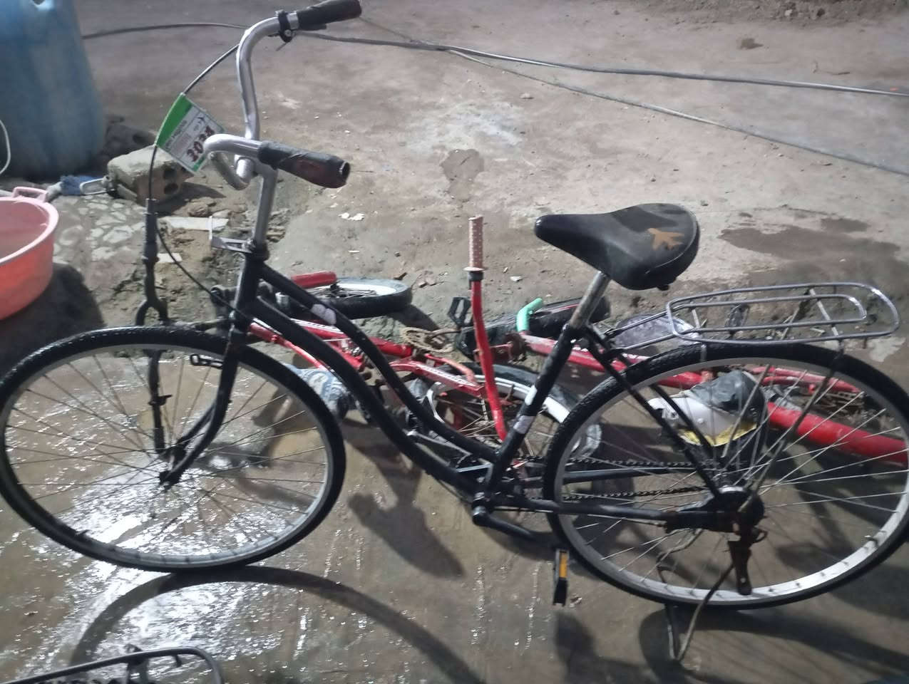 بايسكلات لبيع المكان الحمزة الغربي السعر مناسب اليريد يراسلني خاص


**إذا كنت صاحب هذا الإعلان وتريد حذفه لأي سبب، رجاءا أرسل رسالة إلى الدعم الفني**