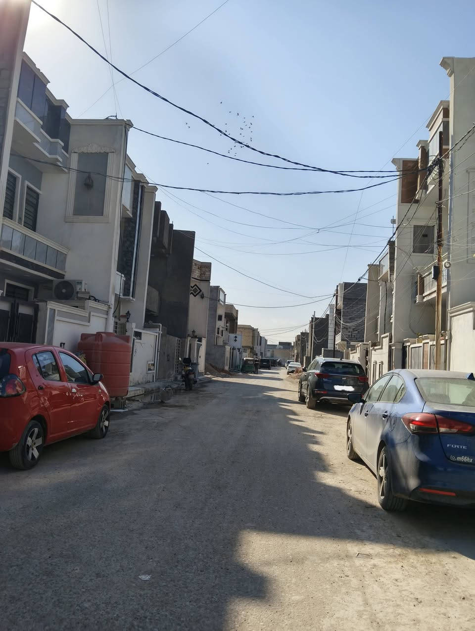 مساحه 100متر يحتوي علا 4 غرف نوم وملحقات 

تسليم مفتاح 
كامل خدمات العنوان منطقت الدوانم مقابيل سويب 
قرب شرطة الخامسه  طابو زراعي سند25 حق التصرف 
سعره 95 وبي مجال 
***********
