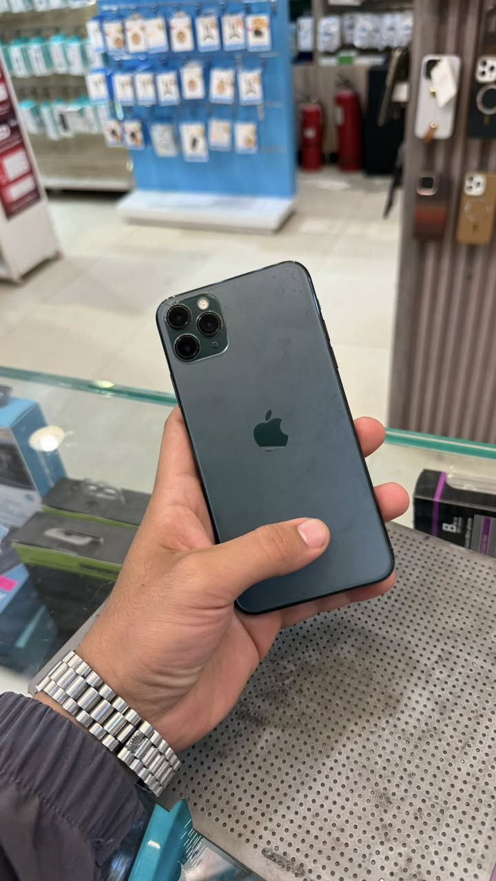 11 برو ماكس ذاكره 256 بطاريه 69 جهاز فولل لون زيتوني سعره 275 عنوان بغداد سيديه ***********
