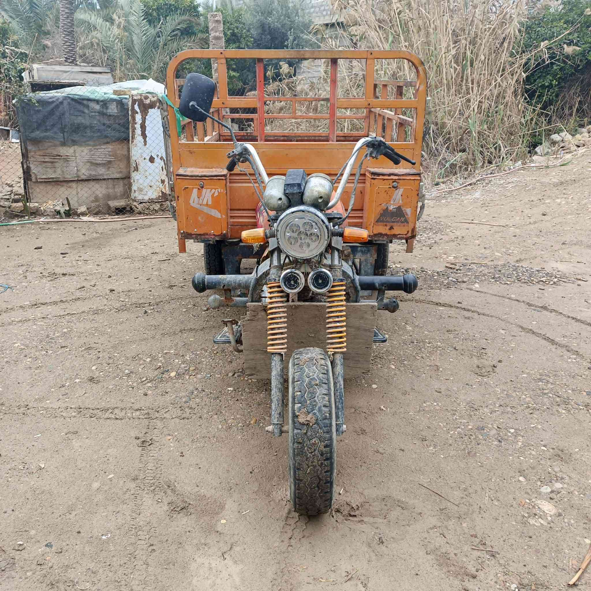 يالله سلام عليكم ستوته البيع موديل 15ستوته شغله حلوو مال عمل بس بيه جم نقص يعني ترتيب لمكلن ديالى الخالص قريت جديده لاغوات سعر 750وبيه مجال لمو شراي ليتصل يرحم والديك ***********واني خادم
