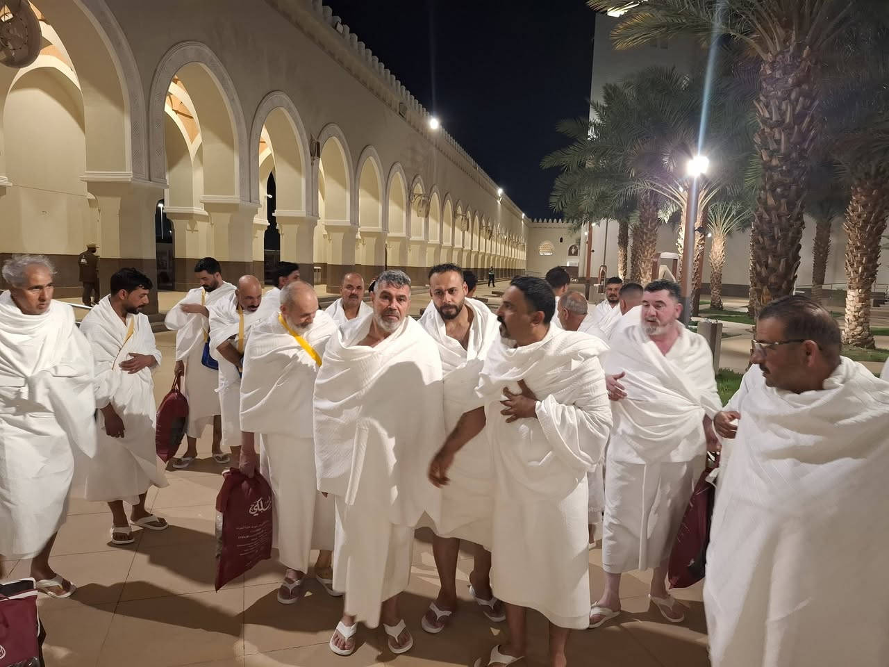 الى اهلنا وناسنا في السماوة الرميثه الوركاء حملة الامام المهدي ع
شركة سمى السفاري 

عمرة شهر محرم الحرام 

سارع بتسليم جوازك 

  بلاش بلاش 650  الف فقط. بري 

🕋 عمرة شهر محرم  🌙🇸🇦

🕋 لبيك قلبا تائها يرجوك لبيك إنا متعبون 🕋

⬅️ تعلن.       ( حملة الامام المهدي ع )

بدء استلام جوازات 

  عمرة شهر  🌙  محرم  بري 

           الانطلاق يوم  ♡ 16\6\2026

 سارعو بالتسجل وتسليم الجوازات المقاعد محدوده 

 البرنامج  بري🚍 1️⃣⬅️ بأحدث الباصات السياحية

السعر 650 الف فقط

يوجد نظام الاقصاد المريح 

 ❄️خدماتنا تشمل

 ✅ الفيزة   🇮🇶

 ✅ النقل داخل المملكة 

 ✅️ فندق المدينة المنورة يتمتع بقربه من الحرم 

 ✅ فنادقنا في مكة المكرمة و  بمستوى جيد جدا 

 ✅الطعام بنظام بوفيه مفتوح ثلاث وجبات في اليوم 🇸🇦

 ✅مزارات مكه المكرمه والمدينه المنوره ومتحف كسوه🇸🇦 

 ✅ زيارة ائمة البقيع 🇸🇦

 ✅️ حملاتنا لا تخلوا من الهدايا المقدمة الى المعتمرين     

                  1️⃣حقيبة سفر وسط  👜   

                  2️⃣ كتاب دليل  المعتمر 📖 

                  3️⃣ سجادة صلاة 🙏 

                  4️⃣   مسبحة   📿 

                  5️⃣  احرام نسائي ورجالي 

                   

 ✅️ ارشاد ديني لرجال ونساء 

 ✅  النقل من والى مقر الشركة 

رحلات العمرة  مستمرة لدى شركتنا طيلة ايام السنة .. 

نقدم لكم خدمات مميزة واستثنائية  كوادرنا متخصصة  وذات خبرة ...

نحرص دائما على تقديم الأفضل وبما يليق بمعتمرينا الكرام 

          

 ♦️للحجز والإستفسار الإتصال على الارقام التالية :::

☎️ ***********

  🧑‍🧒‍🧒     ***********

 ⬅️⬅️او مراسلة صفحة الشركة على فيس بوك 📲

      

لغرض التسجيل يمكنكم الحضور الى مكتبنا الرئيسي الكائن 

مدينة السماوة ♡ خلف مول البركه
