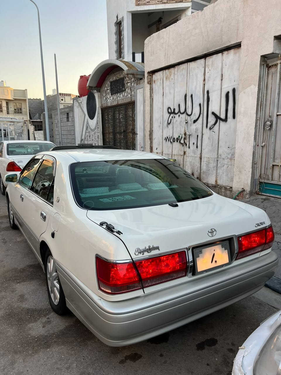 بسم الله ماشاء الله ... 

للبيع نقد فقط تيوتا كراون ملكه بالكارتون 2002
دخول جديد السياره تسجيل جديد قرار 102سياره كامله ومسقط لوحات بصره وماشي معامله الكمرك باقي بس تدفع فلوس الكمرك 
كفالة عامة من الدعامية للدعامية مكفولة  3دكم كرستال اصل كشنات كهرباي ستيرن كهرباي   شاصي 175مكينه ديفور الجبير كشنات كهرباي ستيرن كهرباي برده خلفيه ويل نجمه اصلي كرستال سياره شرط زيرو برقي ماعوزها 
تحوير بصره 100بل100حدادة كهربائيات تبريد مشط ستيرن 
مكينه سياره سبيرها مانازل شرط+ باتري جديد 
كير مكينة  حدادة تبريد كهربائيات كله جاهز وشغال وجديد بدون اي نقص مال جناي الله يشهد 
مكان السيارة بصرة 
السعر 120وبيها  مجال وكلشي موجود بل سوك واني بل خدمه
***********
***********وبل خدمه💞
