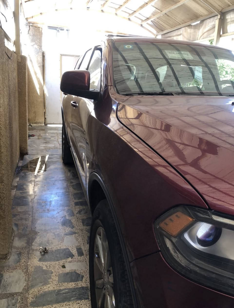 السلام عليكم  
دورنكو 2018 للبيع او مراوس 
وارد امريكي ماشية 67 الف ميل
مواصفتها SXT 
مكينه 3600 كير 8 نمر كشنات مخمل شاشة كبيره 7 راكب ثلاث قطع تبريد تثبيت سرعه اوتو ستارت تحكمات ستيرن
ضررها 4 قطع خلفية
السياره جاهزه وحلوه مابيه نقص
رايدها/ 225 ورقة وبيها مجال
مكاني بغداد الغدير ساحة ميسلون
متواجد واتساب ***********
