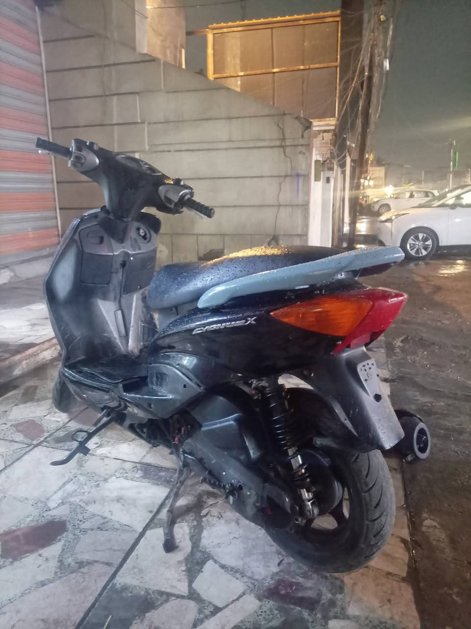 سلام عليكم سكنس ياباني 110 خطين استان كهربائي شلعه ومعدل الدراجه نكره سلف مابيها اي نقص كلشي شغال بيها لايت زنون اشاير هورن كله فول ب 500 وبيها مجال العنوان المشتل  او مراوس ***********
