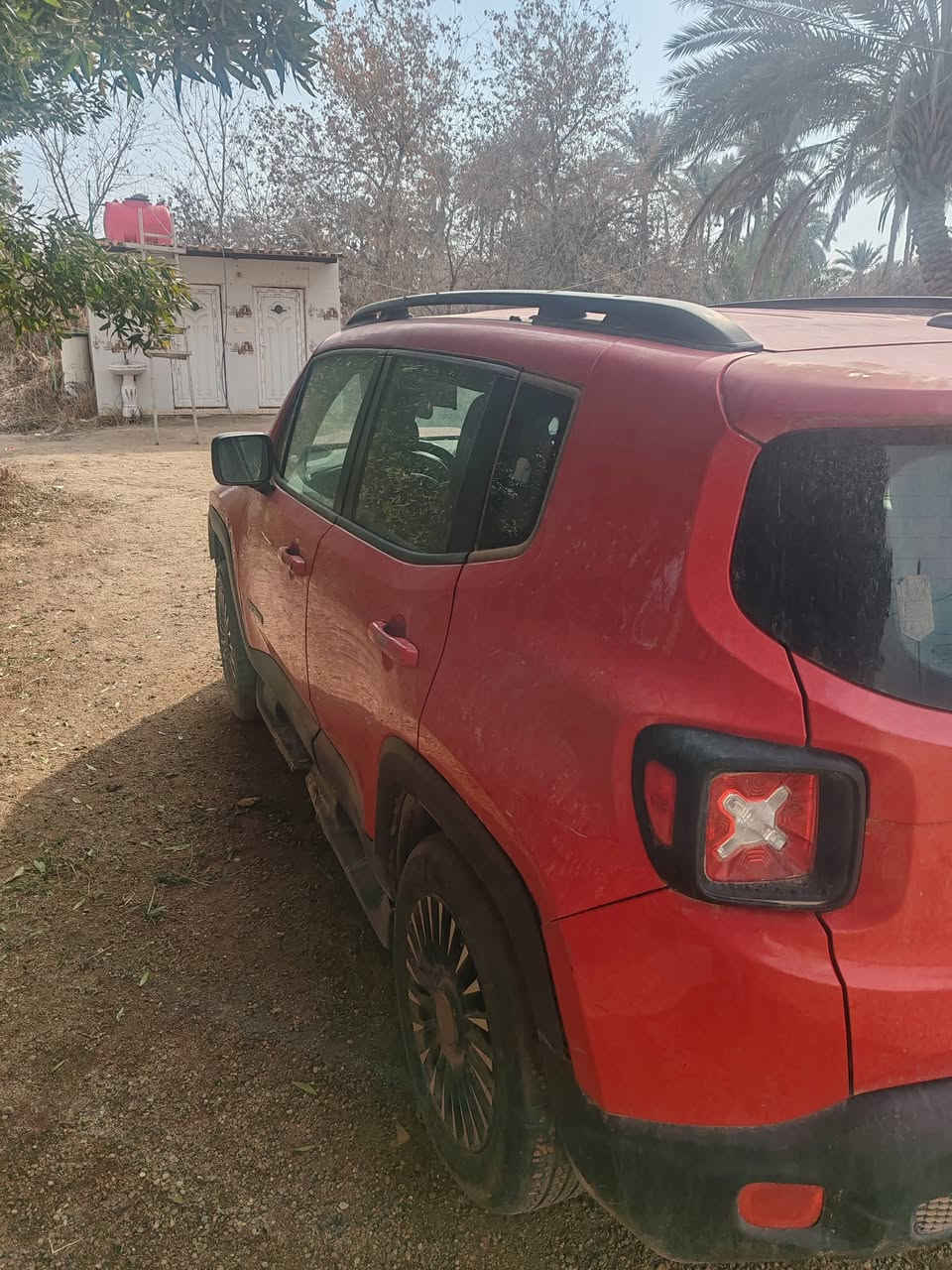 جيب موديل 2016 بسعر مناسب
للبيع كير مكينه كله جديد راعيه متوفي 
السعر 85 ابيع هل موجود بيه عطل كهربائي 
تشتغل السياره
***********
