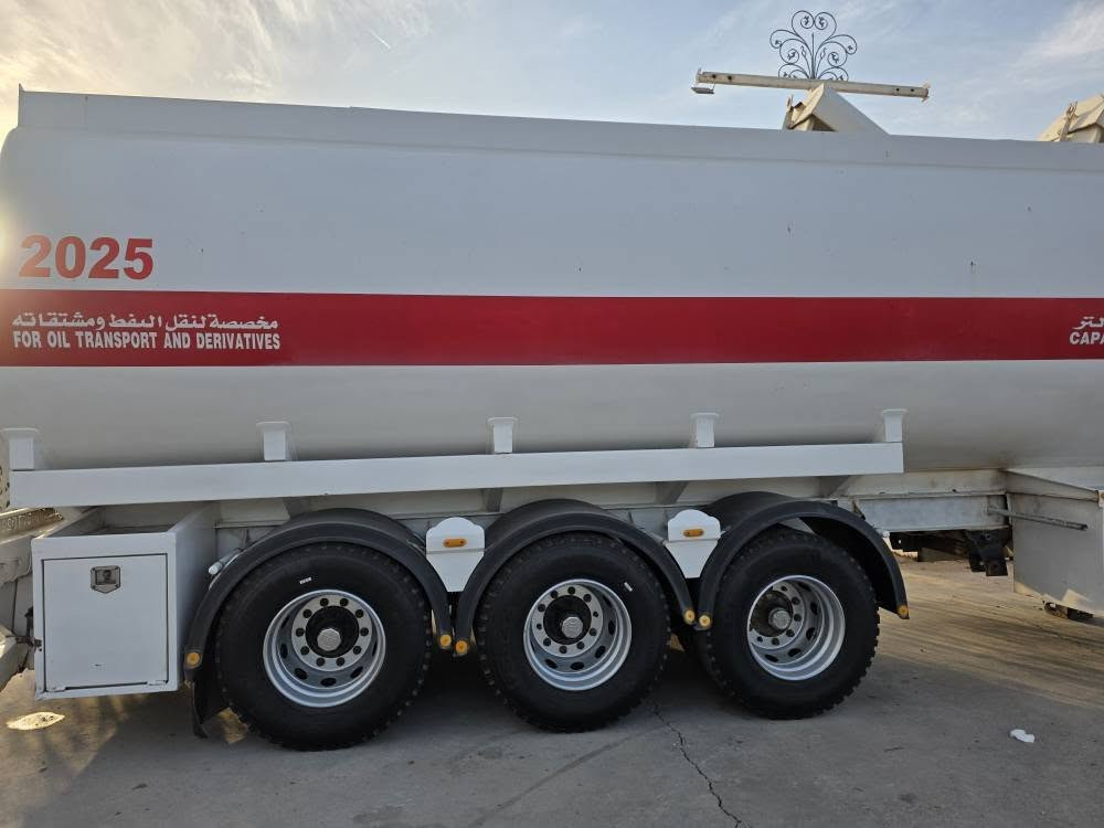 للبيع صهريج شاكر موديل ٢٥ زيرو حمولة  ٥٧ الف  جوبلس ٣ محور مزوج السعر  ١٠٥  بي مجال بدون تاير  رقم ابو الصهريج  *********** البصرة, العراق
