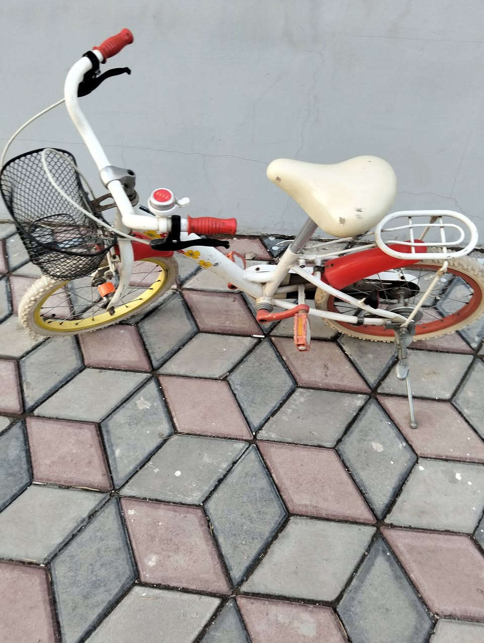 دراجة كوري بناتي حجم 18
الوزن خفيف جدا المنيوم 
كامل اي نقص مابي 
السعر 65 الف 
7722822847
المكان بغداد الشالجية


**إذا كنت صاحب هذا الإعلان وتريد حذفه لأي سبب، رجاءا أرسل رسالة إلى الدعم الفني**