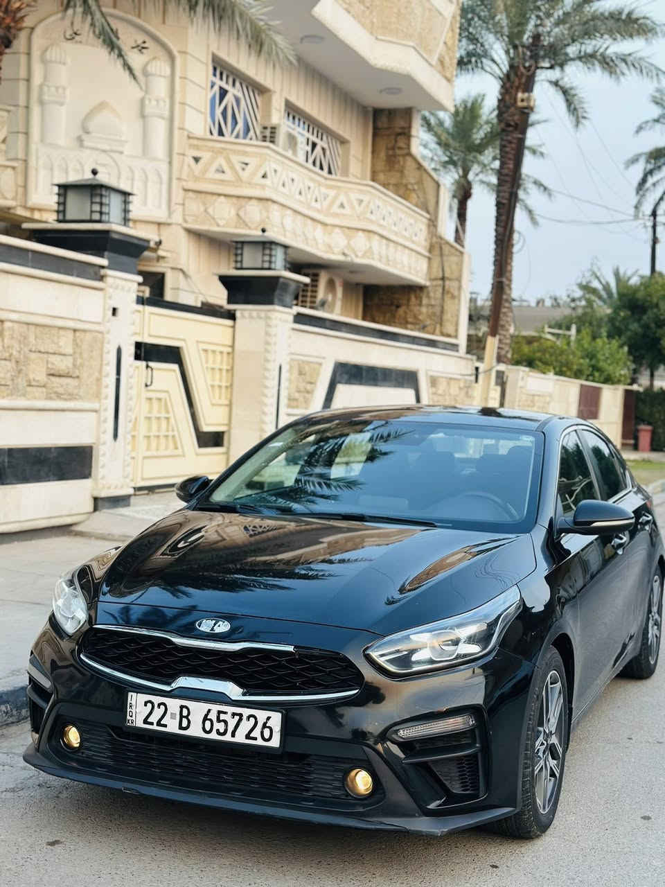 فورتي مكفوله السعر 123 فقط باب الصدر كلير
المواصفات .    ☎️التصال ***********
ماشيه السياره 23km 
شاشة كبيرة مع نظام تشغيل ابل كار بلي
كاميرا دواره 
 كشنات حار + بارد 
.قطعتين تبريد
موديل 2019 
شحن وايرليس 
حساسات خلفية مع جرس تنبيه 
.رادرات جانبية+ وامامية+ وتحديد مسار + كروز سرعه
نقطة عمياء 
مكان السياره بغداد السعر 123 التصال ***********
