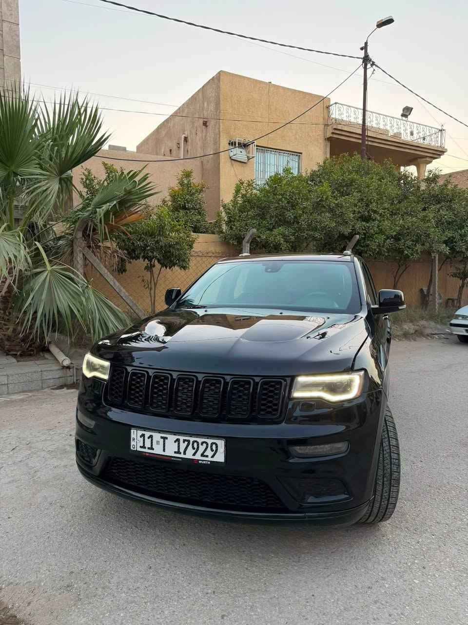 * الموديل: 2020 معلاية 22 وماشي بمعاملتها يعني راح ترجع اصل 
* اللون: (اسود )
* الممشى: (94 مايل)
* الوارد: (أمريكي /…)
* المحرك: (3.6)
* القير: أوتوماتيك
* الدفع: (/ رباعي)

✅ السيارة بحالة ممتازة، استخدام شخصي ومحافظ عليها.
✅ صيانة منتظمة ولا تحتاج أي مصروف.
✅ مكينة، جير، وشاصي بحالة ممتازة.
✅ الفحص مرحب به على حساب المشتري الجاد.
✅ السعر قابل للتفاوض بالمعقول بعد المعاينة.

المواصفات

* تشغيل السيارة عن بعد.
* دخول وتشغيل ذكي بدون مفتاح.
* كاميرا خلفية وحساسات اصطفاف

* مقاعد جلد مع تدفئة للمقاعد الأمامية.
* مقود مدفأ.
* شاشة لمس 8.4 إنش مع نظام 

للاستفسار والتواصل على الخاص أو الاتصال: ***********
