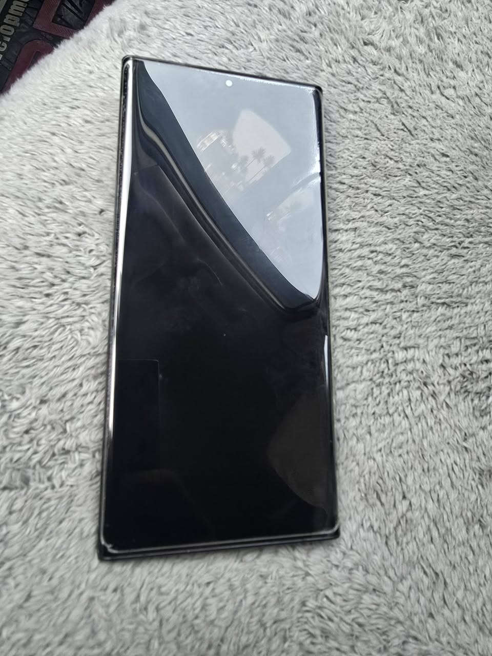 السلام عليكم
نوت 20 الترا ذاكرة 256 دبل شريحة 
جهاز كلش نضيف ومابي اي عيب 
السعر ٤٠٠ مكان بعقوبة ***********
