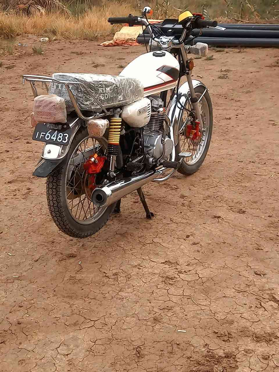 السلام عليكم دراجه نامه متياز 24 مكفوله اوراق سكنر للبيع
او مراوس بتايكر ***********
