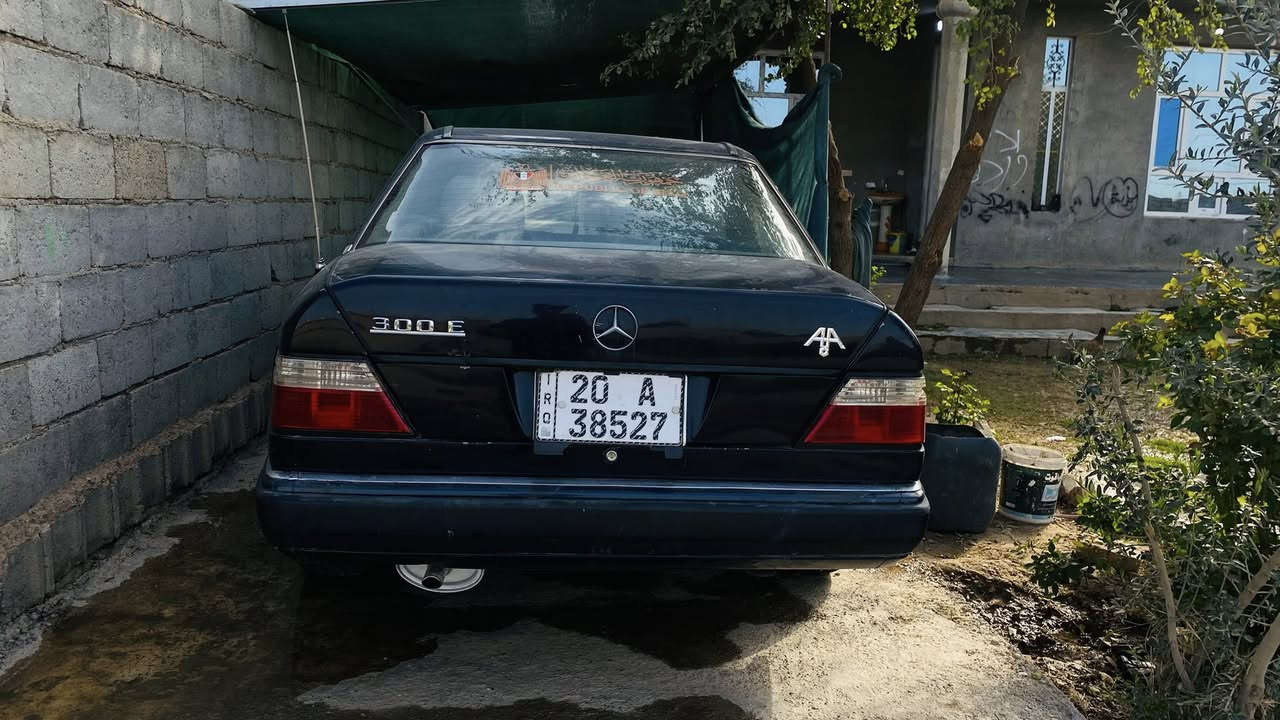 سلام وعليكم 
مرسيدس بيبي
محرك 2.5بطه ديلكو
قواعد دبل بلاد 
راقم انكليزي ديالى
الستفسار اتصل على هاذه الرقم ***********
***********
