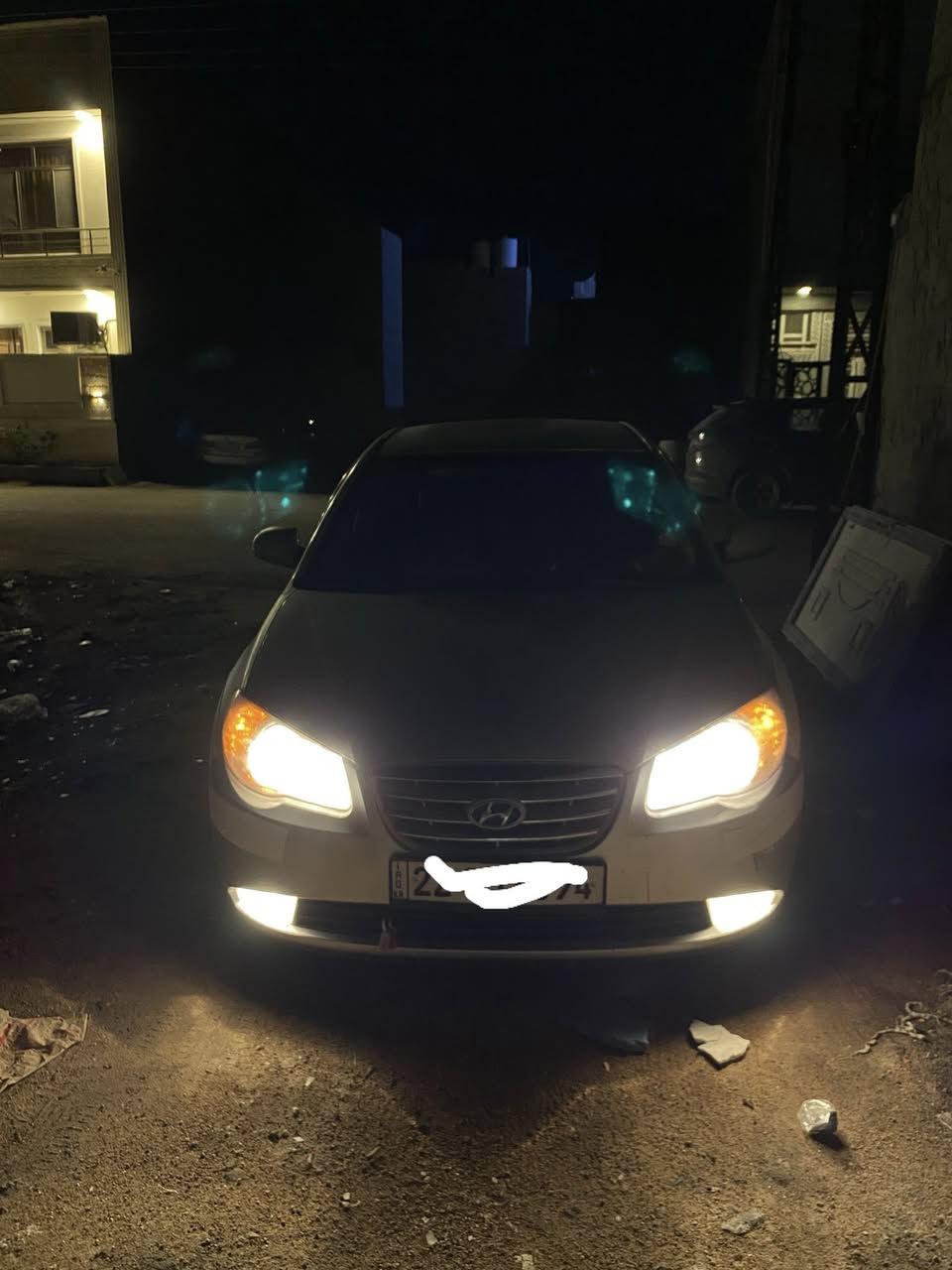 النتر 2010 كصة جنطه بس 
متومه وكامله 
مكينه خرسه كفاله 
كير كفاله
حساسات خلفيه 
تبريد ثلج لا يفصل ولا يبوخ
تدفئه نار 
شاشه 
دوشمه جديده
ويل بلادي مرغوب 
سياره احلى من صور 
جاهزه من الاخير 
مكانه بغداد 
سعر 38 وبيه مجال 
***********
