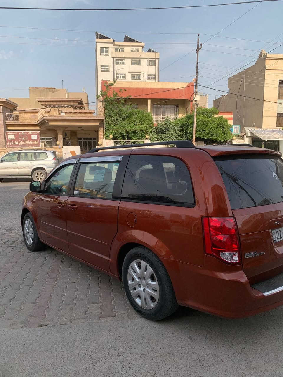 من رخصة ادمن المحترم
دوج كرفان 2012 للبيع فقط
فاملي عائلي ٧راكب تبريد مركزي 
مكينة V6 3.6L ماشي 160ميل
٦قطع كلير مرشوشة بامريكا للجمالية
رقم اربيل دولي سنوية جديدة
سيارة حلوة ونظيفة مال بيت 
سعر : 115$ 
عنوان اربيل 
للاستفسار والتواصل واتساب ***********
