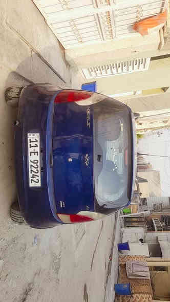 السلام عليكم
سياره شيري اي وان موديل 2012 
مابيه شي محرك وكير مكفولات 
صبغها بابين وجاملغ جماليه 
سعره 40 ورقه وبيها مجال 
*********** واتساب
***********واتساب
