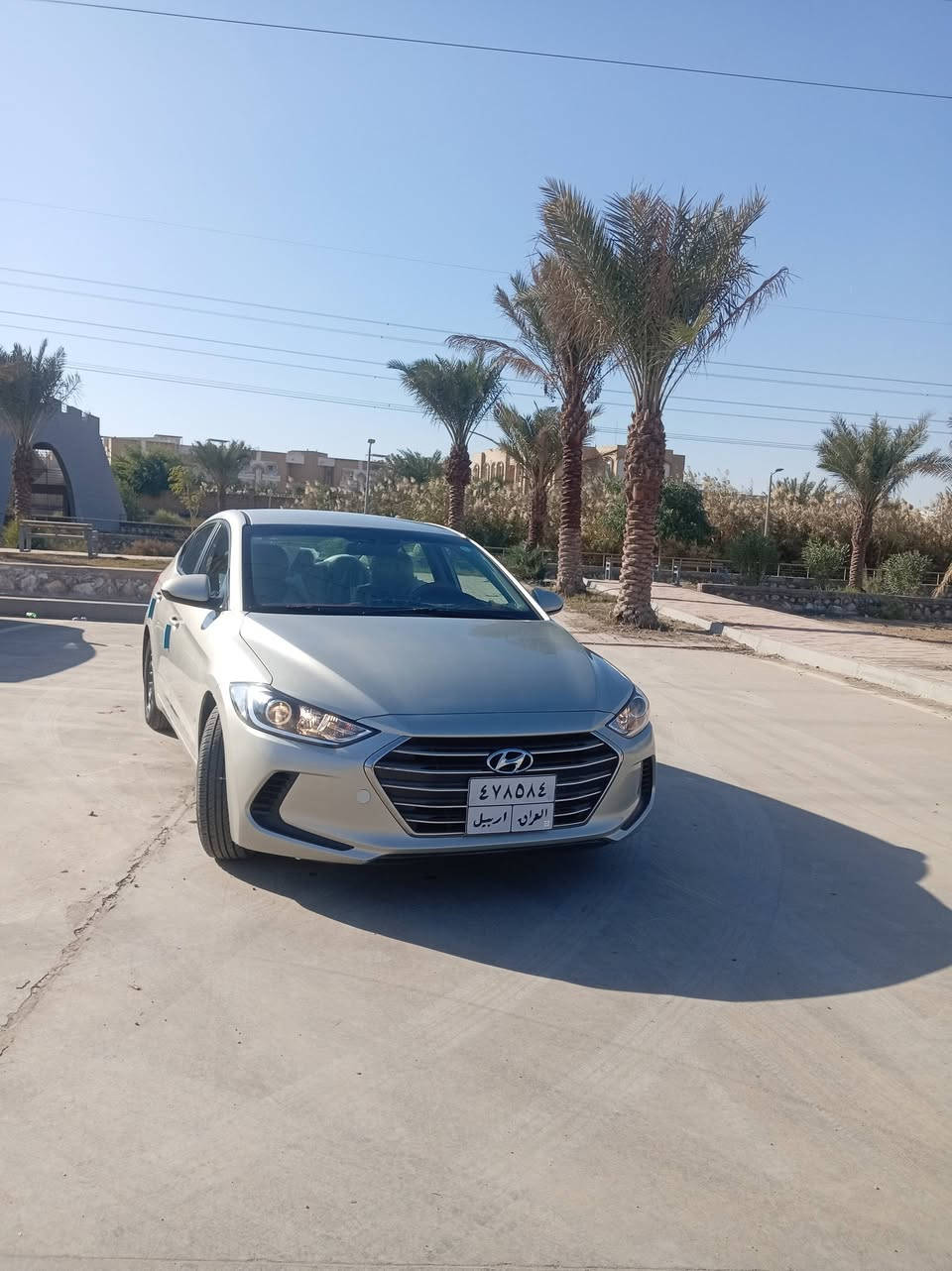 من رخصت الأدمن
النترة 2017
وارد امريكي 
محرك حجم 200 دوش 
رقم اربيل 
ملاحظة السيارة جديدة بمعنى الكلمة مالت جناي مابيهه ولا قطعة تبديل 
بيهه صبغ بنيد وباب ايسر ومكان الرقم قبق الجنطة
السعر 120 بيهه مجال حك الجيه 
اني مكلف بالنشر مكان السياره النجف الاشرف 
رقم صاحب السيارة ***********
***********
