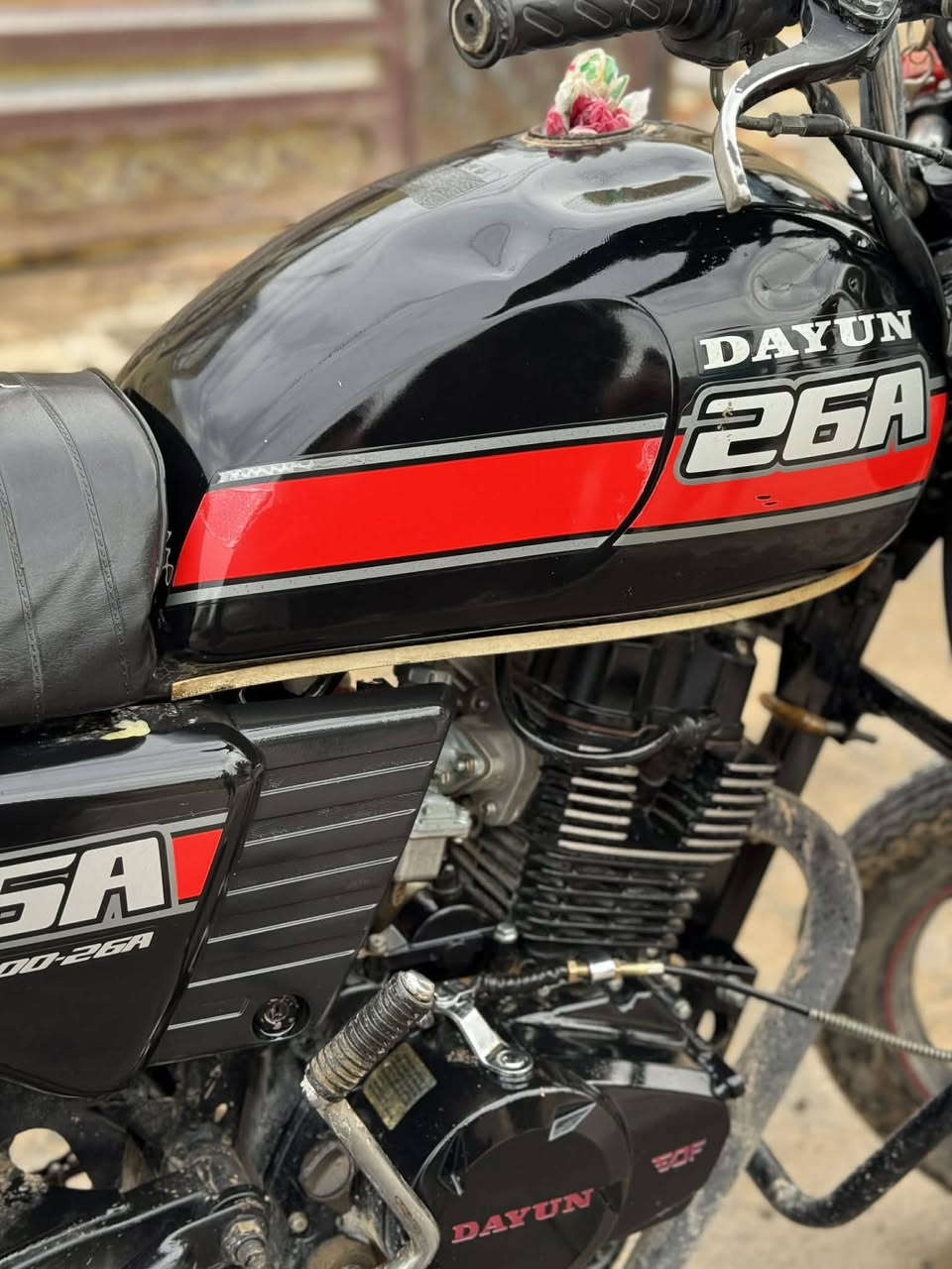 دراجه للبيع نوع دايون 2021 محرك 200cc أوراق اصولي ماشي بمعامله الترقيم نضيفه ومكفوله نروح لاي مصلح ببالك نفحصها مكاني ديوانيه حي العسكري *********** واتساب
