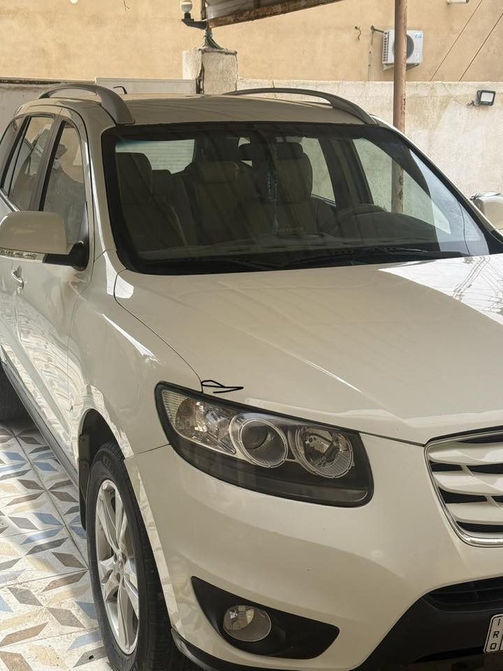 ‏ سيارة سنتافي موديل  2012
‏سيارة مكفوله بيهابارات اثنين مضح  بالصور ￼ محرك ستة سلندر سيارة ماشية 228 مكان السيارة العمارة ￼
رقم ***********
