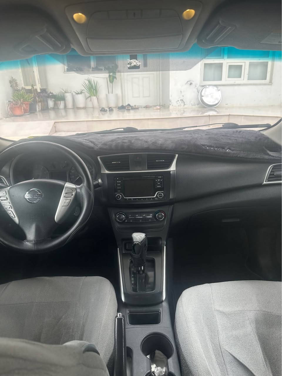 سێنترا 2017S
دەعامی لۆدەعامی بەشەرت
بەناوی خۆمە
گێڕ و مەكینە و كارەبای بەشەرت
٨٣هەزار مایل ڕۆیە
تازە سێرڤسی كاملم لۆكردیە

دووپارچەونیوی سبوغە
ارباگ سوكان سیستەمە
كەمێك تعدیلی هەیە
ڵاێ سەكن ژوورێی گرتیە
نرخ ١٠٨ مەجال
***********
هەولێر دەوروبەڕ أربيل, العراق
