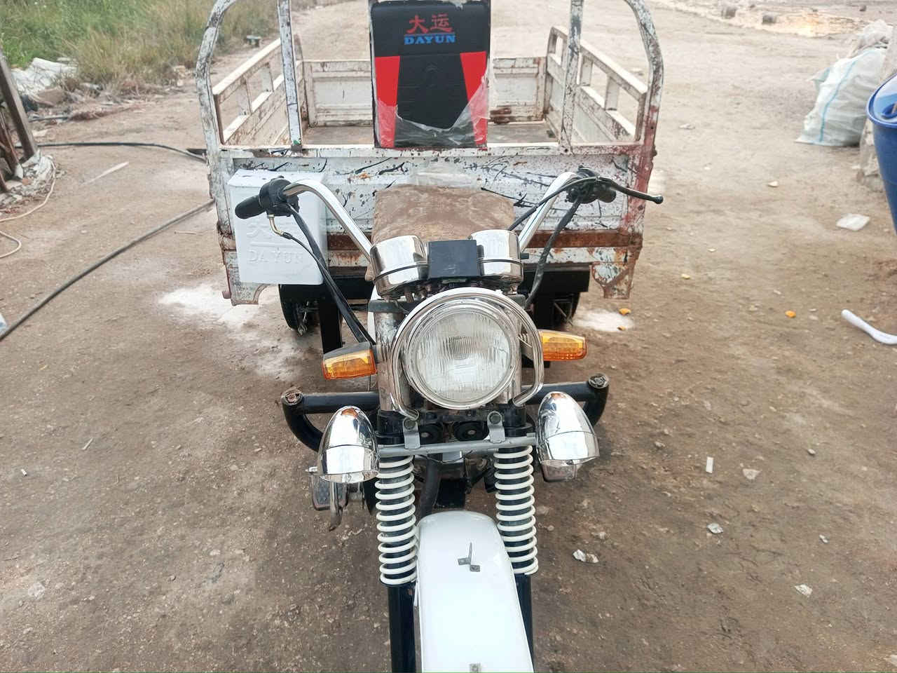 السلام عليكم ستوته للبيع موديل 11 اوراق سعر 1,350 ناصريه مركز محرك صار له شهر جديد شاص مصبوغ حراري تواير جدد فلنجات جدد مكلف بالنشور ***********
