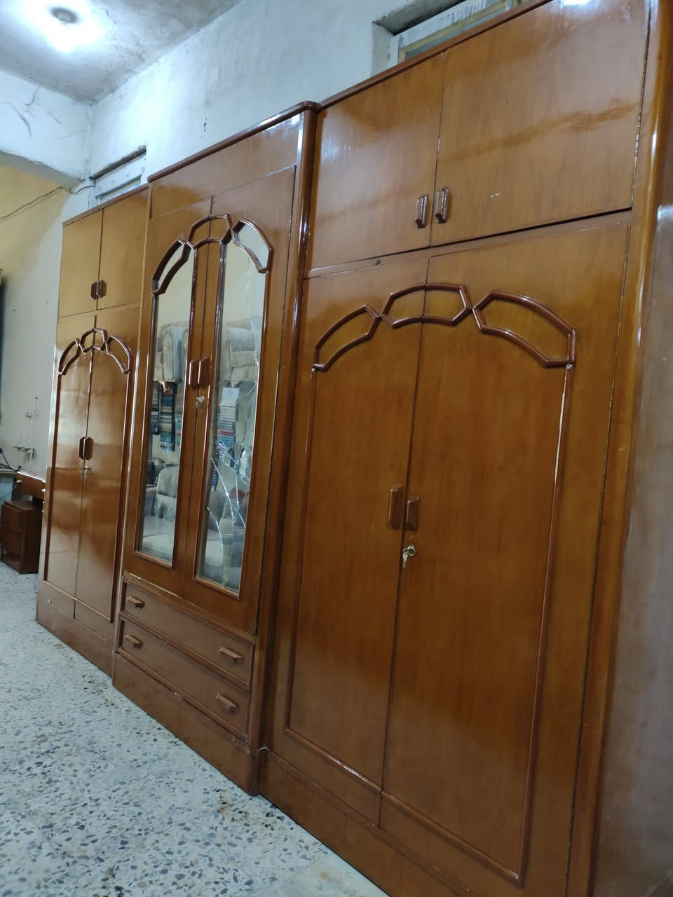 غرفة صاج ثكيلة كلش طابقين ٦ باب انضف من صور السعر، ٦٧٥ ،،،، حلة نادر ٣ مقابيل المركز الصحي معرض احمد العنزي لاثاث المنزلي ***********
