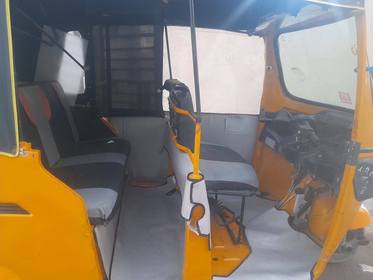 خمسه ونص بيها مجال رقم سنويه *********** هزه داخله مكينه لا تنقيص ولا تبخير كهرباء كلشي شغال شاشه وراديو بلادي شغال مديل ٢٠ شهر ١١ لشراي يتصل بياعه شرايه لاتجون لعبت روحي منكم لن تكسرون بحلال الناس والله مايقبل ولاتبخسو الناس اشيائهم هاذ كلام الله لن الف واحد يتصل يدور طكه نازل والله يحفض الجميع
