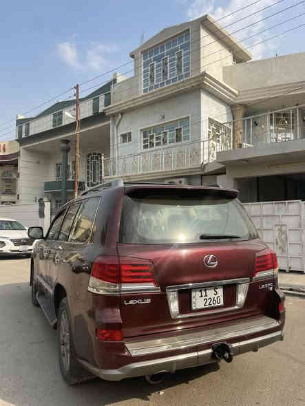 سلام عليكم 
لكزس 2014 فولل موصفات
لونن مرواني
سياره 2014 محدثه 2014
سياره بيهه قطعتين صبغغ فقطط باقي كفاله عامه حتهه دواخل سياره نضيفهه وجديده بمعنى كلمه
كشنات جلدد
كشنات كهرباء جميع كشنات 
تدفئه تبريد كشنات امامي
تدفئه كشنات خلفيي فقطط
مريي شفطط
شاشه كبيره كامره خلفي
فتحه
خزنن ميموري
فولل مواصفات ال اخير سياره حلوه كاعدهه كلشش سياره 
عليه رقمم رباعيي مكرر مميز
السعر 365$ بيه مجال
مكان السيديه
رقمم هاتف ***********
