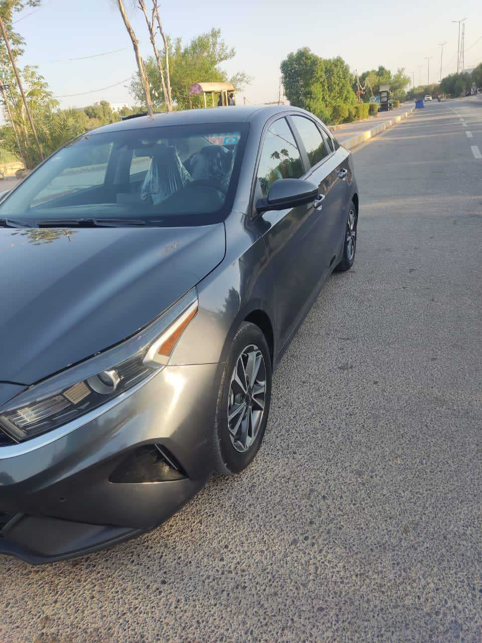 سلام عليكم فورتي البيع رقم بغداد موديل 23ماشيه 70  سعر 143 وبيهه مجال تحويل ثاني يوم  الحادث جاملغ وباب بيه صبغ صور الحادث بلمنشور مكان سياره ميسان العماره ***********
