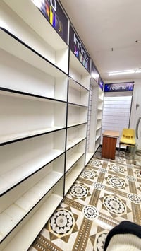 فاترينات • للبيع • توصيل