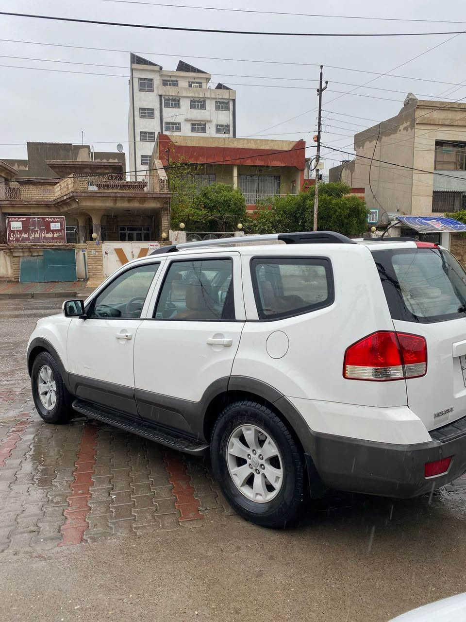 كيا موهافي 2011
خليجي 
مكينة 3.6L كبس مامفتوح ماشي ٢٠٨كم
كير مكينة اكسل تبريد كهربائييات بدون عيب 
مواصفات ٧راكب تبريد مركزي فورويل 
شاشة امامية وشاشة خلفية كاميرا…
خمس قطع صبغ بونيت جامرلغ امامي وخلفي وبابين.
بيها شويه بطانة ارباك سستم 
رقم اربيل سنوية منتهية
سعر ١٢٠$ 
سيارة حلوة ونظيفة وعاليئة مالبيت 
عنوان اربيل 
للاستفسار اكثر واتساب *********** أربيل, العراق
