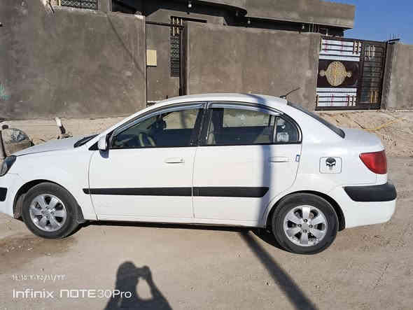 السلام عليكم
للبيع كيا ريو خليجي 2009 محرك 1400 اوتماتيك 

للأستفسار ***********
