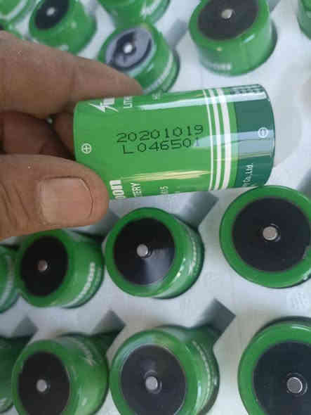 يوجد عدد ١٥٠٠قطعه بطاريات ليثيوم الاستفسار مراسلة الرقم واتساب ***********
