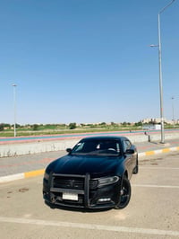 تشارجر SXT • اسود • ٢٠١٥