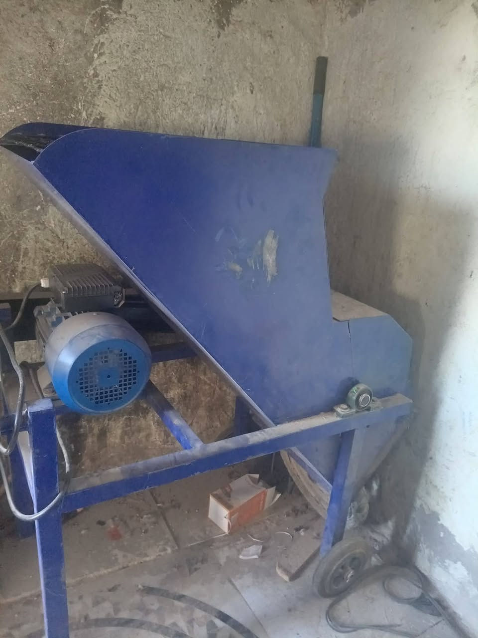 جاروشات تبن كهربائيه للبيع
السعر راسلني خاص


**إذا كنت صاحب هذا الإعلان وتريد حذفه لأي سبب، رجاءا أرسل رسالة إلى الدعم الفني**