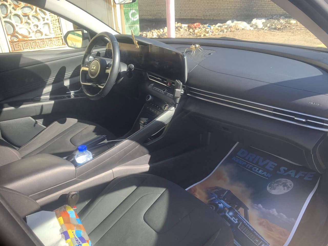 النترا 2023 وارد امريكي ليميتد 
فول فول مواصفات سلايد فتحة سقف 

لون: سمنتي مميز مواصفات فول ١/١
محرك: 2.0 دوش
العداد: 132

المواصفات 
1.فتحه سقف 
2.كرسي السائق كهرباء 
3.الكشنات الاماميه تدفئه 
4.رادار امامي 
5.رادارات جانبيه 
6.رادار خلفي 
7.تحديد مسار 
8.كروس سرعه 
9.سياقه ذاتيه 
10.اوتو هولد 
11.ثلاث انضمه قياده 
12.مانع انزلاق 
13.سايد بريك كهربائي 
14.سستم صوتBose
15.بصمه تشغيل
16.اناره مخفيه داخليه
18.كامره خلفيه
19.شاشه العداد ديجتل
20.شاشه كبيره 
21شحن واير ليس
نوافذ شحن USB
مكفول كفاله عامه 
فقط جاملغ امامي مصلح ما مبدل فقطً مصلح ضربه خفيفه ما عابره ابد 

للاستفسار اكثر الاتصال ع رقم 
***********
