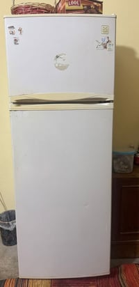 ثلاجه • دايفو • نظيفه