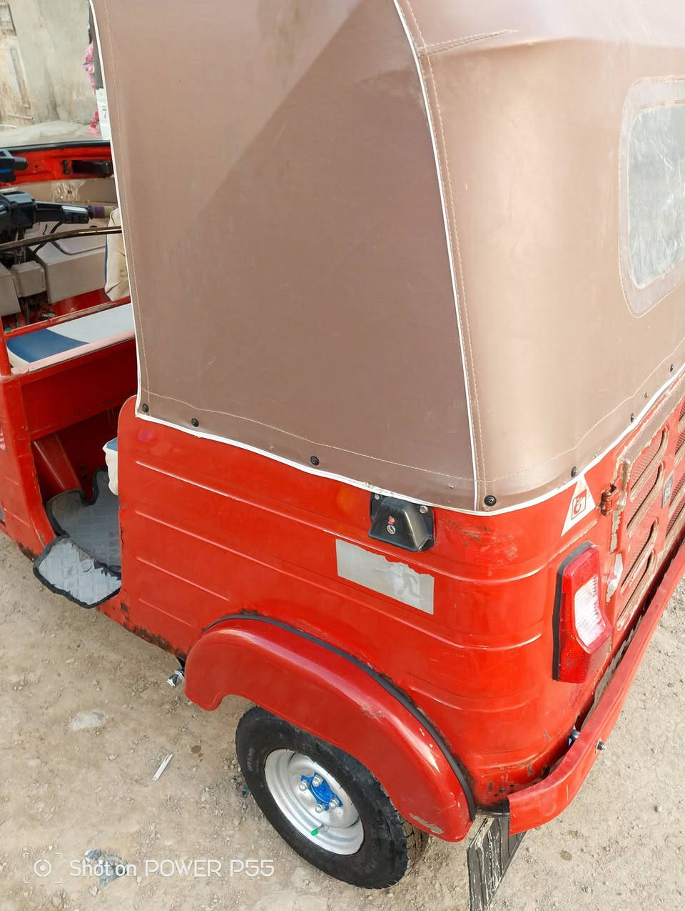 السلام عليكم التوك توك للبيع موديل 18 شهر 12 كفاله عامه سعر5500رقم***********
