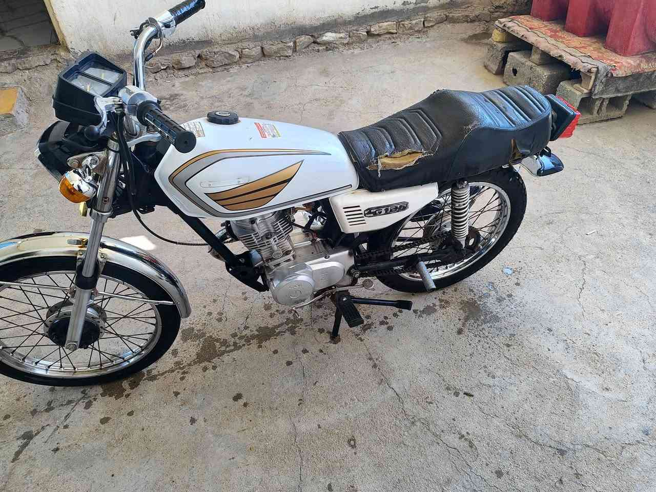 دراجه للبيع نامه 2019 محرك 21
***********
