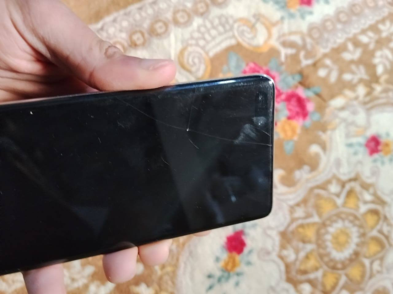 السلام عليكم
هواوي P40 برو 5G
جهاز فلاكشب معروف ذاكره 256 رام 8
ببجي 90 فريم
كامرات جبارة زوم 50X
تصوير فيديو 4K 60
مقاوم للماء والغبار
شحن سريع 45 واط لاسلكي 25 واط
ضهر كزاز والطار المنيوم 
وبعد بي مواصفات هواي
بس بي فطر بل كلاس مثل ماموضح بالصوره مامثر بكلشي وشرط ضد المي
طبعا خدمات كوكل تكدر كلهن تنزلهن بكل سهوله
السعر 240 الف


**إذا كنت صاحب هذا الإعلان وتريد حذفه لأي سبب، رجاءا أرسل رسالة إلى الدعم الفني**