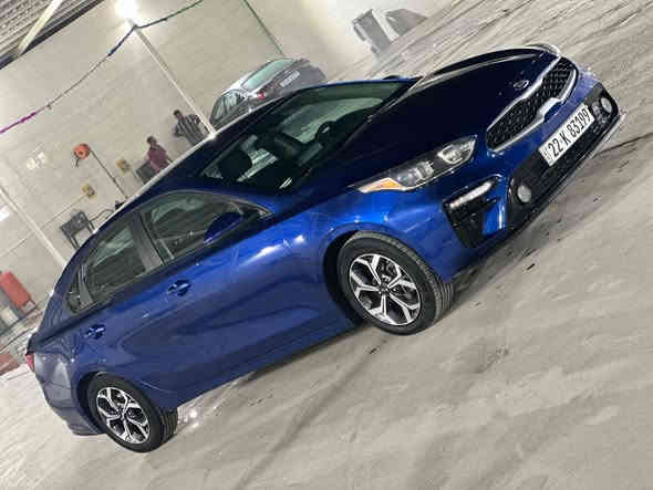 السلام علكيم كيا فورتي موديل 2021
وارد امريكي حادث بابتين فقط فقط 
محرك 2000دوش 
مواصفات معروفه
رادار امامي
تحديد مسار
شاشه كار بلي
تحكمات
ويل كب
سياره ماشيه 96 كير مكينه كله مكفولات وبلاديه
جاهزه بدون اي  نقص
رقم اربيل سنويه كله جديد 
مكاني بغداد السيديه 
السعر 134
***********
