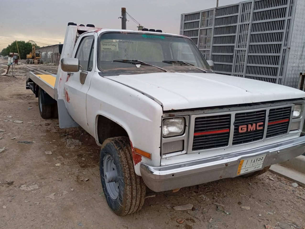 السلام عليكم
للبيع او مراوس بكيا حمل

كرين سطحي موديل 86 مكينة 6100 گير 1000 سيارة جاهزة للشغل رقم ذي قار حاليآ السنوية بيك اب ومعاملتها مال كرين كاملة واصلة بالكمرك جاهزة للعمل عنواني بغداد الشعلة السعر 65 وبيه مجال

واذا مراوس حسب الاتفاق

***********
