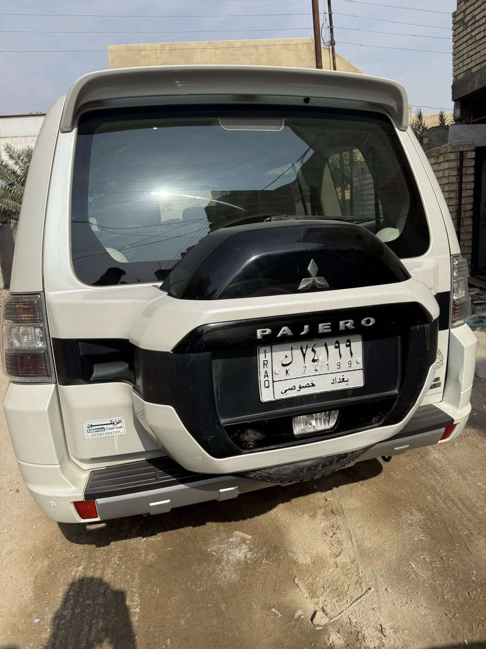 باجيرو 2016 السياره بحالت الشركه
كفاله عامه 
سياره جديده كلش شرط
بسم راعي واحد من هيا و زيرو
موديل 2016

فقط بارد بسيط جدا بالجاملغ الأمامي 

فول مواصفات  حبتور
ماشيه 120 اصل اصل
مكينه 3500
ايرباكات 8 وليس 6
جلد + كشنات كهرباء
كامره خلفيه +حساسات
اشاير مري
مري اوتو كهرباء
ويل الكبير 
دمام خلفي
كشاف ضباب خلفي + امامي

⚠️السياره اخت الزيرو 
كشنات بلاد لا بيهن فطور ولا مزكات 
تخم تاير جديد ياباني ستوني شاده
السنويه بسمي

💸 السعر 187 وبيها مجال بسيط  
السعر بل نسبه لنضافت السياره و مواصفاتها كلش مناسب
الرجاء المو شراي لا يتعب روحه ويتعب المقابل 
اكو هواي سيارات رخاص
⚠️ الشراي يتصل ***********
