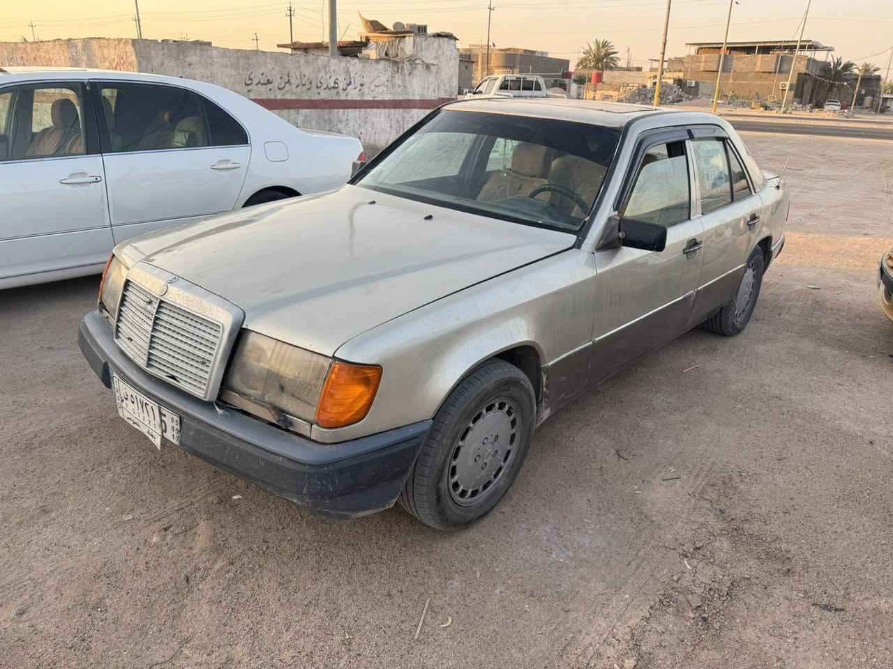 مارسدس دب محرك بطه  سياره جاهزه حداده تخم تاير تبريد شغال سعره 35 بيه مجال مكاني بصره الهارثه معرض الجوادين ***********
